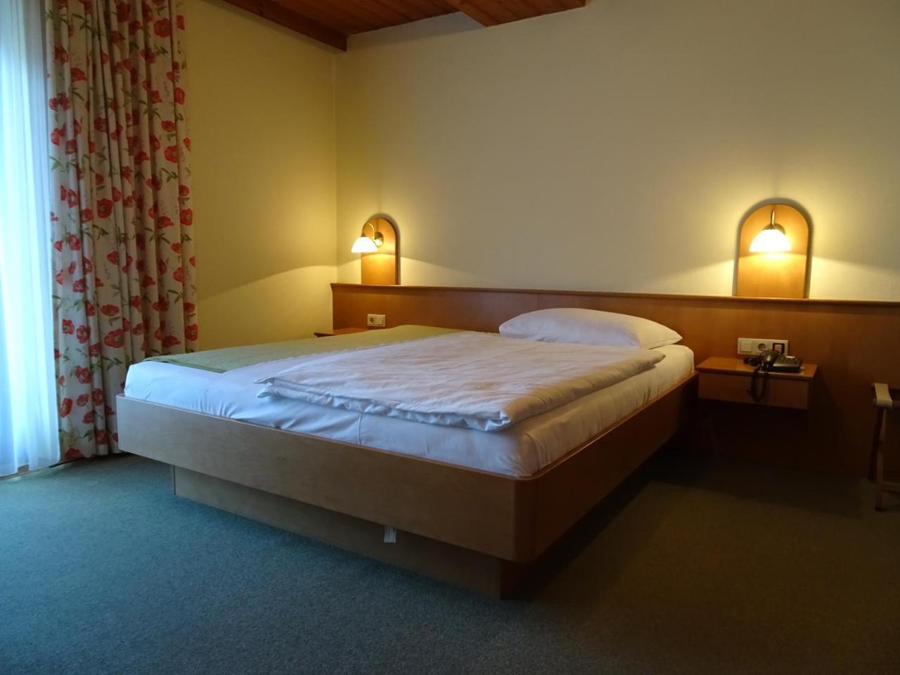 Pension Friedl Инсбрук Екстериор снимка