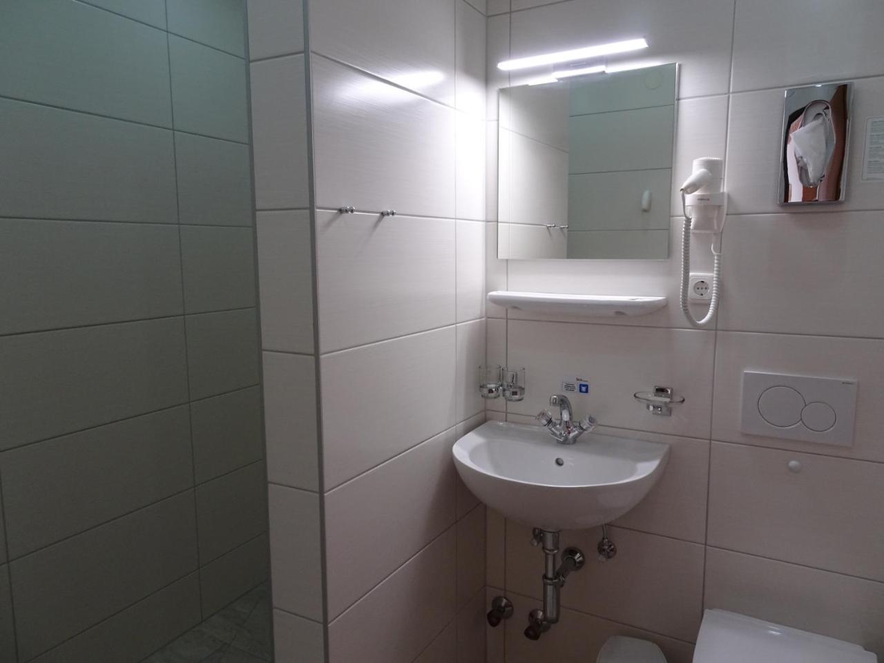 Pension Friedl Инсбрук Екстериор снимка