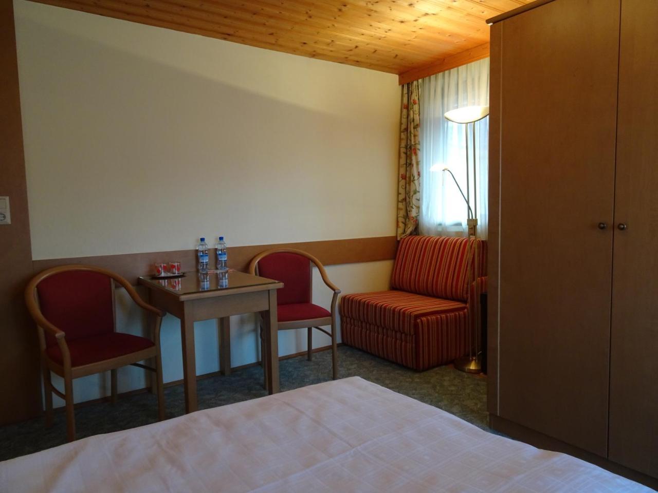 Pension Friedl Инсбрук Екстериор снимка